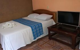 Hotel Valle Azul